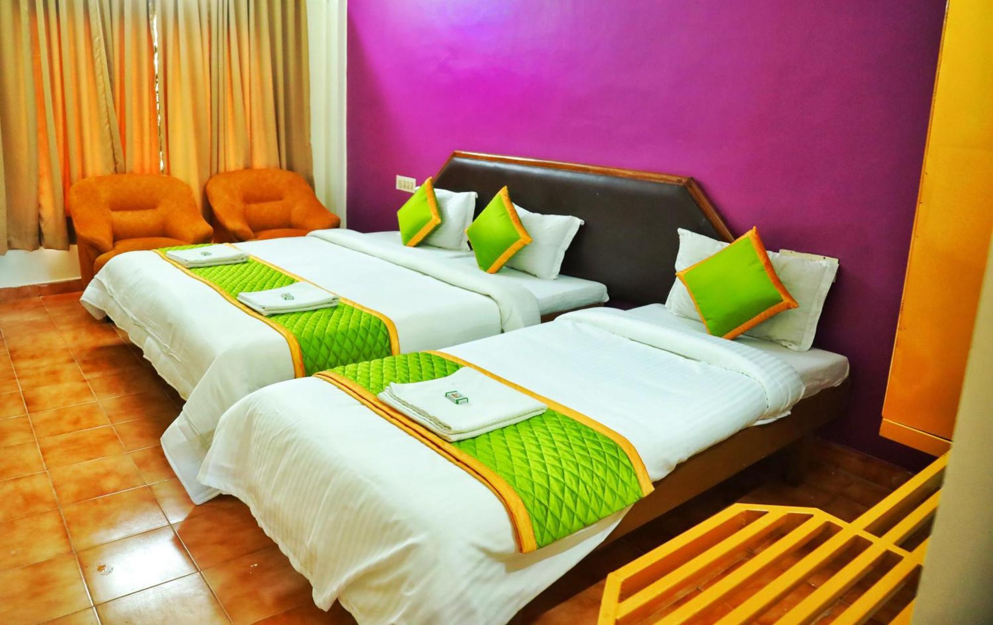 Grand Harmony Beach Resort Kovalam Exteriör bild
