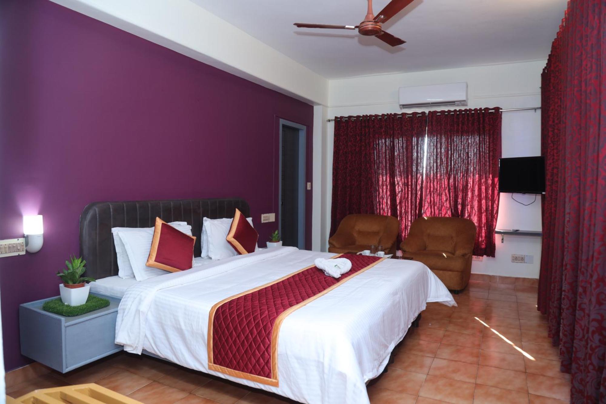 Grand Harmony Beach Resort Kovalam Exteriör bild